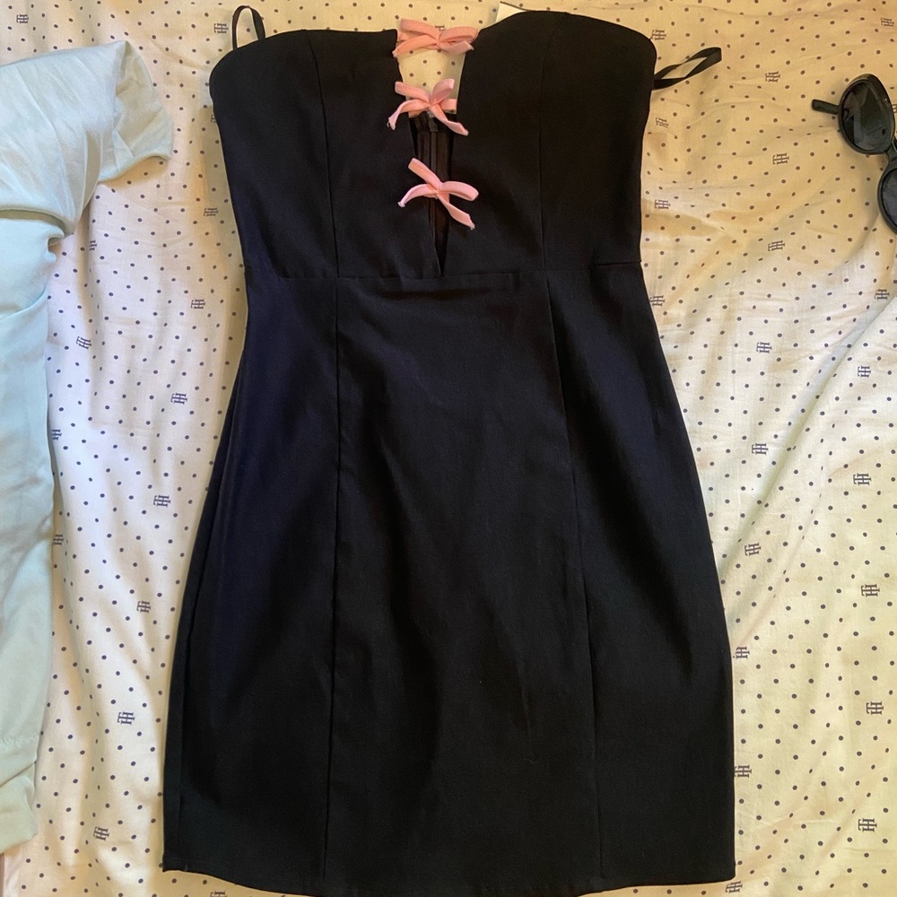 Motel Rocks Black and Pink Strapless Sheath Dress